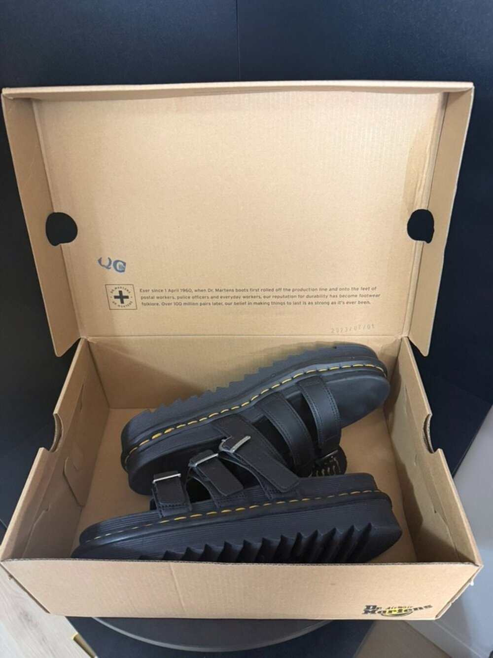 Dr. Martens Blaire Black Platform Sandals 3 Strap Buckle Women's Size 10 - Picture 4 of 5
